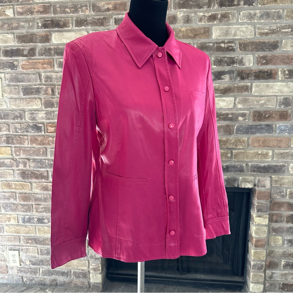Chic Fuchsia Leather Jacket